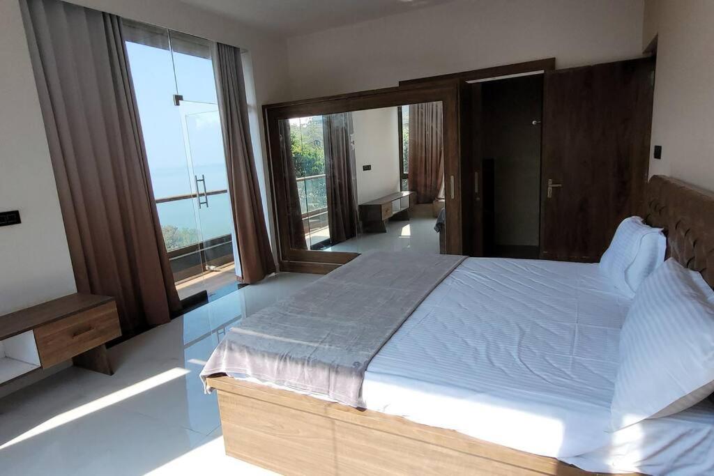 Rk Island View Villa Dabolim